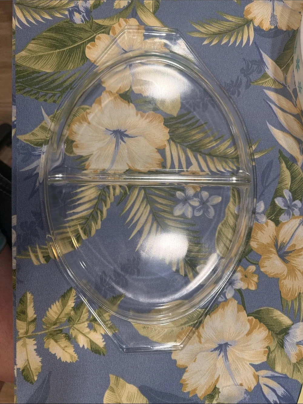 Pyrex White Milk Glass Snowflake Divided Casserole Dish with Clear Glass Lid